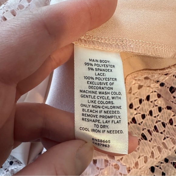 Chelsea28 Blush Pink Stretch Sleeveless Dress w/ Lace Details and Hem - Picture 6 of 6